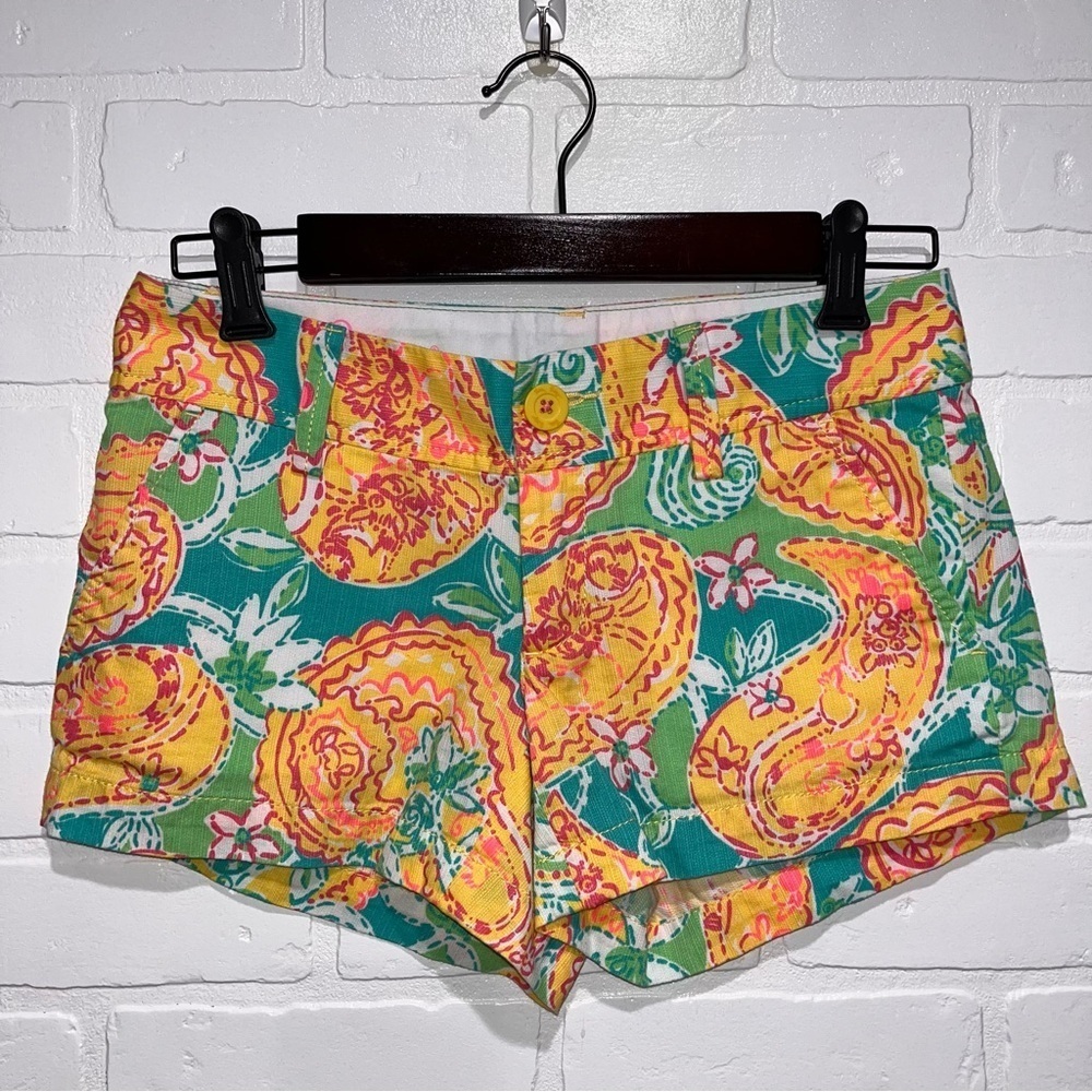 Lilly Pulitzer The Walsh Shorts in Pop Goes The Lemur Pattern Size 00 2” Inseam